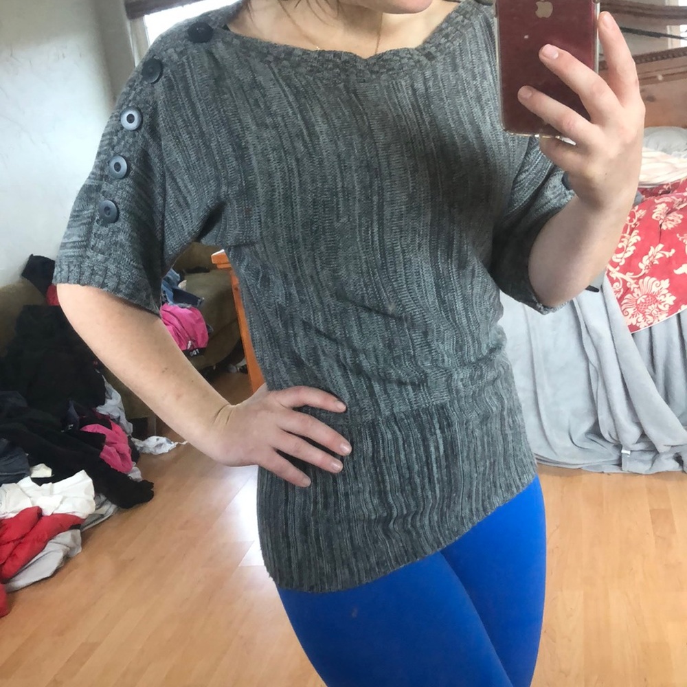 Sweater - Picture 2 of 5